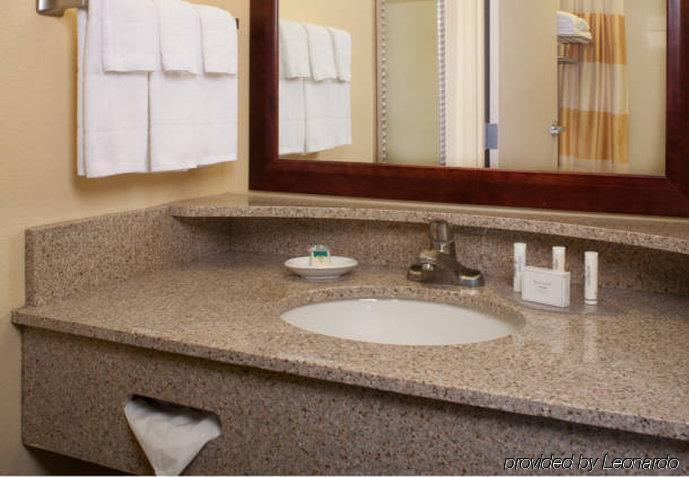 Springhill Suites St Petersburg Clearwater Largo Exterior foto